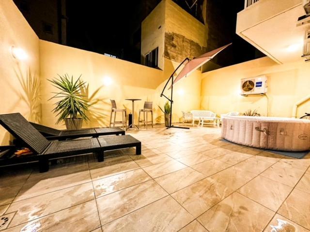 Sliema Jacuzzi Flat Apartment Exterior photo